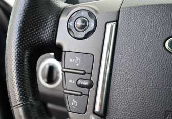 Подержанный автомобиль Land Rover Discovery 2014 года (16 фото)