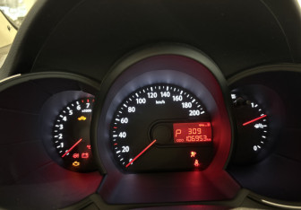 Подержанный автомобиль Kia Picanto 2011 года (10 фото)