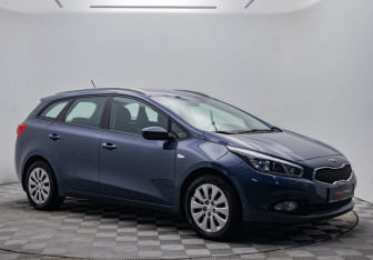 Подержанный автомобиль Kia Ceed Wagon 2015 года (7 фото)