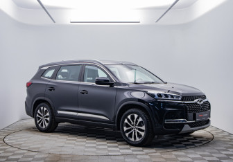 Подержанный автомобиль Chery Tiggo 8 2020 года (3 фото)