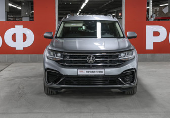Подержанный автомобиль Volkswagen Teramont 2021 года (2 фото)