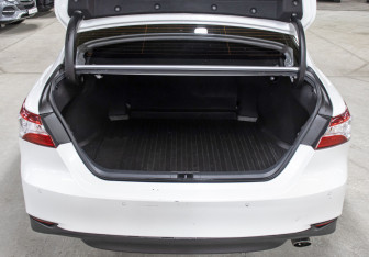 Подержанный автомобиль Toyota Camry Sedan 2021 года (10 фото)