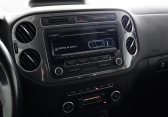 Подержанный автомобиль Volkswagen Tiguan 2012 года (13 фото)