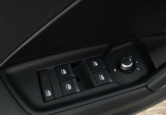 Подержанный автомобиль Audi A3 Sedan 2021 года (13 фото)