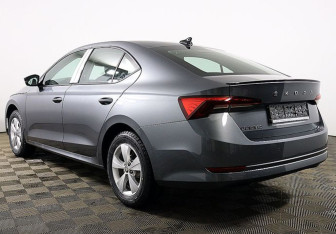 Новый Skoda Octavia Liftback 2025 (4 фото)