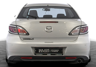 Подержанный автомобиль Mazda 6 Liftback 2012 года (6 фото)