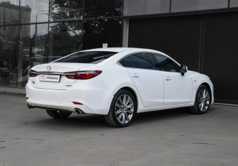 Подержанный автомобиль Mazda 6 Sedan 2023 года (4 фото)