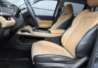 Подержанный автомобиль Changan Hunter Plus 2024 года (18 фото)