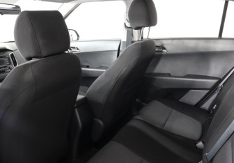 Подержанный автомобиль Hyundai Creta 2021 года (12 фото)