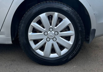 Подержанный автомобиль Chevrolet Cruze Sedan 2012 года (15 фото)