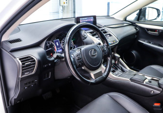 Подержанный автомобиль Lexus NX 2021 года (7 фото)