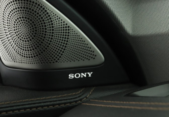 Подержанный автомобиль Exeed VX 2023 года (18 фото)