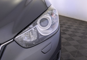 Подержанный автомобиль Mazda CX-5 2015 года (11 фото)