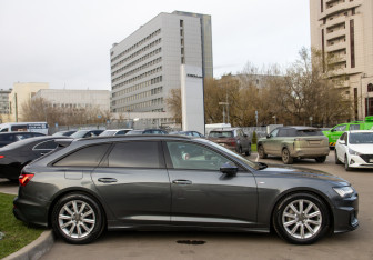 Подержанный автомобиль Audi A6 Wagon 2019 года (3 фото)