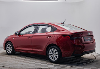 Подержанный автомобиль Hyundai Solaris Sedan 2019 года (3 фото)