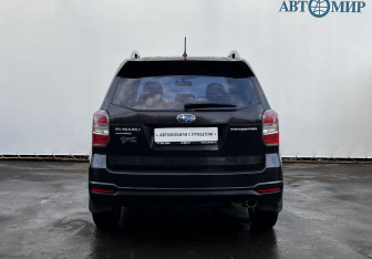 Подержанный автомобиль Subaru Forester Suv 2013 года (6 фото)