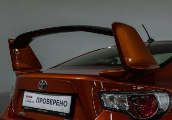 Подержанный автомобиль Toyota GT86 2012 года (20 фото)