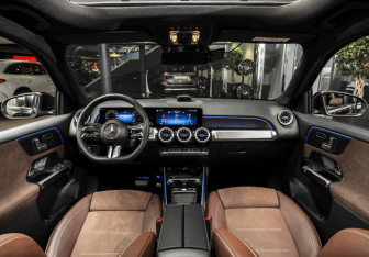 Новый Mercedes-Benz GLB 2025 (19 фото)