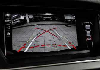 Подержанный автомобиль Audi A4 Sedan 2012 года (18 фото)