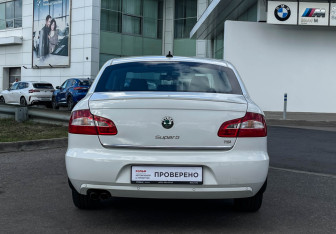 Подержанный автомобиль Skoda Superb Liftback 2013 года (6 фото)