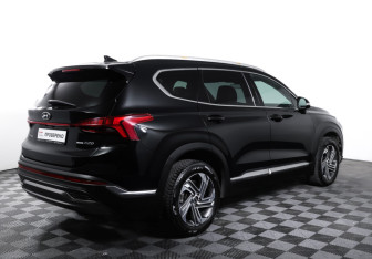 Подержанный автомобиль Hyundai Santa Fe 2021 года (5 фото)