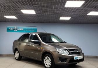 Подержанный автомобиль LADA (ВАЗ) Granta Sedan 2017 года (3 фото)