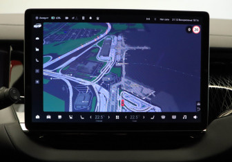 Подержанный автомобиль Zeekr 009 2023 года (14 фото)