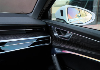 Подержанный автомобиль Audi A6 Sedan 2020 года (19 фото)