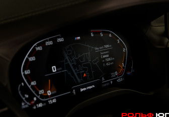 Подержанный автомобиль BMW X3 2018 года (9 фото)