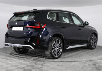 Новый BMW X1 2025 (2 фото)
