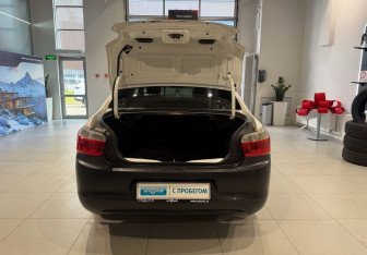 Подержанный автомобиль Citroen C-Elysee 2013 года (7 фото)