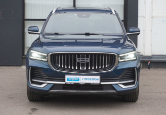 Подержанный автомобиль Geely Monjaro 2023 года (2 фото)