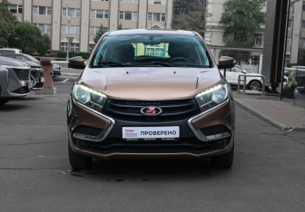 Подержанный автомобиль LADA (ВАЗ) XRAY 2018 года (2 фото)