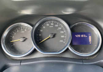 Подержанный автомобиль Renault Duster 2018 года (16 фото)