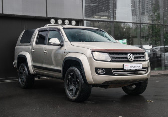 Подержанный автомобиль Volkswagen Amarok 2013 года (3 фото)