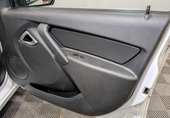 Подержанный автомобиль LADA (ВАЗ) Granta Sedan 2024 года (21 фото)