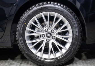 Новый FAW Bestune B70 2023 (24 фото)