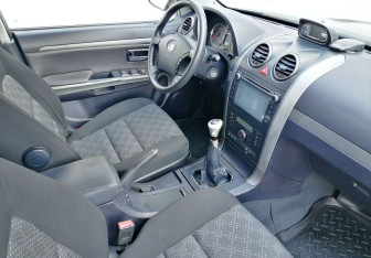 Подержанный автомобиль Great Wall Hover H3 2011 года (9 фото)