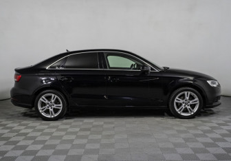 Подержанный автомобиль Audi A3 Sedan 2017 года (4 фото)