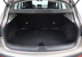 Подержанный автомобиль Nissan Qashqai 2008 года (22 фото)