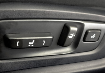 Подержанный автомобиль Lexus GS 2013 года (25 фото)