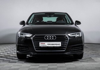 Подержанный автомобиль Audi A4 Sedan 2017 года (2 фото)