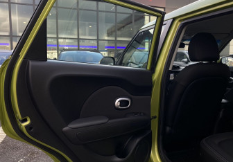 Подержанный автомобиль Kia Soul 2017 года (23 фото)