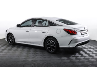 Новый MG 5 Sedan 2023 (7 фото)