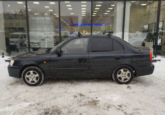 Подержанный автомобиль Hyundai Accent Sedan 2009 года (5 фото)