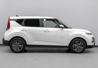 Подержанный автомобиль Kia Soul 2021 года (4 фото)
