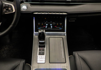 Подержанный автомобиль Chery Tiggo 4 2025 года (9 фото)