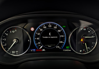 Подержанный автомобиль Opel Insignia Liftback 2021 года (13 фото)