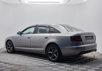 Подержанный автомобиль Audi A6 Sedan 2006 года (3 фото)
