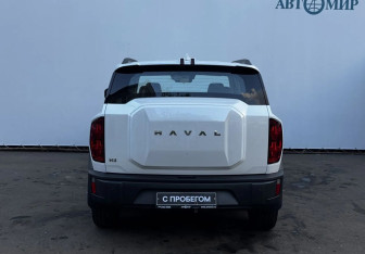 Подержанный автомобиль Haval H3 2025 года (6 фото)
